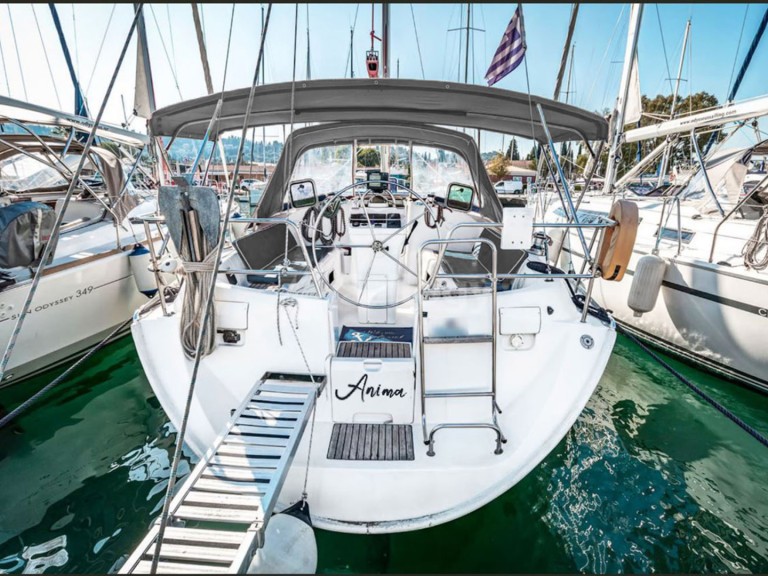 Sailboat rental with or without captain Bénéteau Kallithea