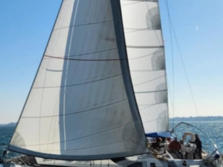 Sailboat rental with or without captain Kirie Arzal