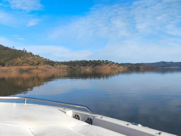 Rent a Glastron SSV 215 Ferragudo