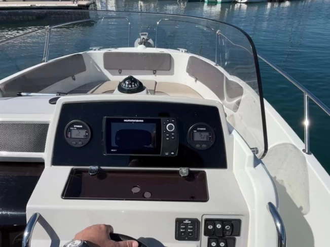 Motorboat rental in Marseille - Jeanneau Cap Camarat 7.5 CC Serie 2