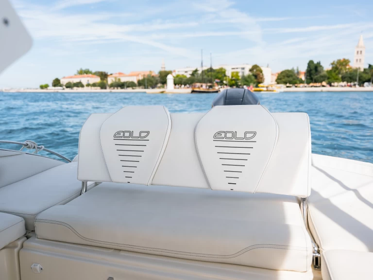 Boat rental Eolo 730 HBS in Zadar on Samboat