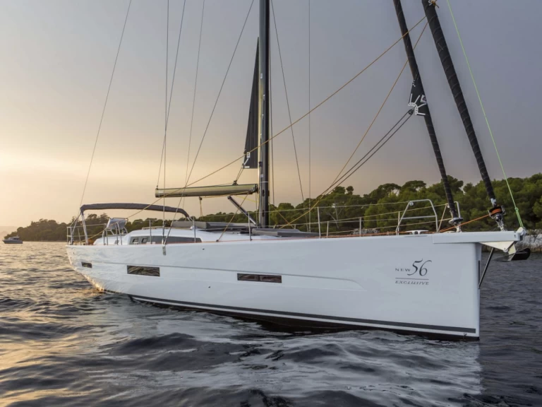 Boat rental Dufour Dufour 325 Grand Large in La Trinité-sur-Mer on Samboat