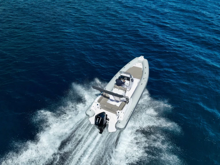 Italboats Predator 700 in Skiathos on SamBoat