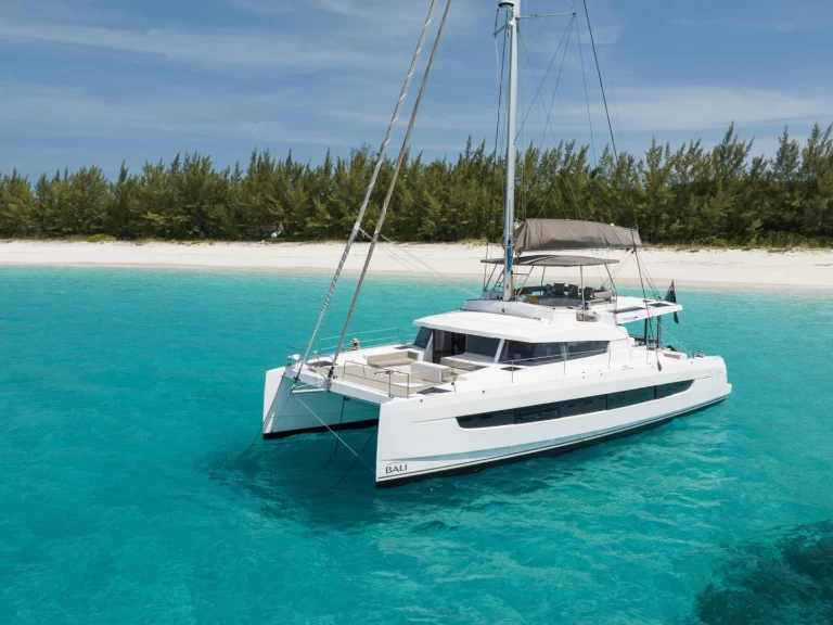 Catamaran rental in Port d'Andratx - Bali Bali 5.4