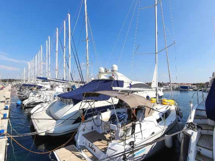 Sailboat for rent Zadar at the best price