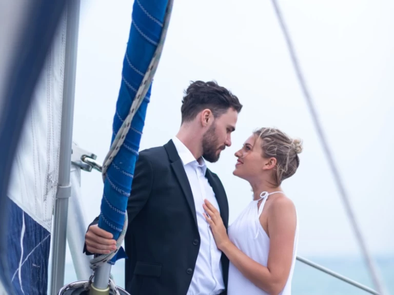 Bareboat Rental Sailboat Custom Made with a boat licence