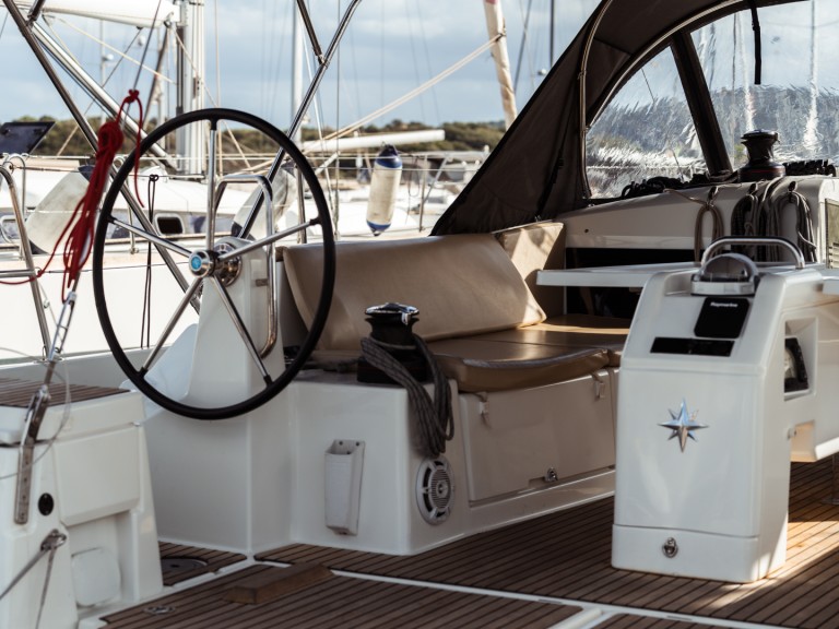 Sailboat rental in Olbia - Jeanneau Sun Odyssey 490