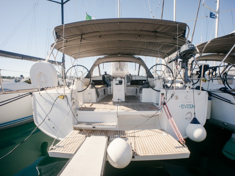 Boat rental Jeanneau Sun Odyssey 490 in Olbia on Samboat