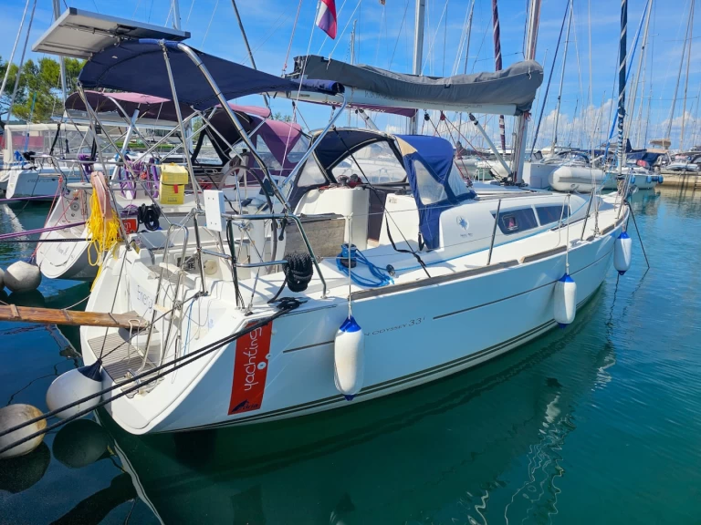 Rent a Jeanneau Sun Odyssey 33i Izola