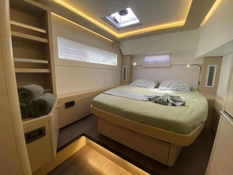 Rent a Lagoon Lagoon 46 Le Marin