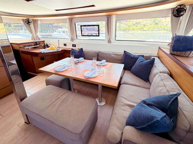 Lagoon KERRY LEE in British Virgin Islands (BVI) on SamBoat