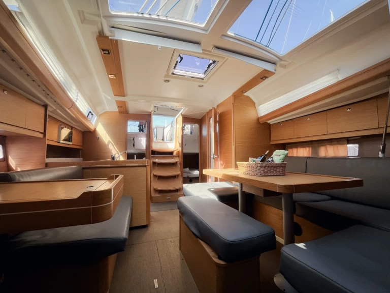 Sailboat rental in Olbia - Dufour Dufour 412 Grand Large