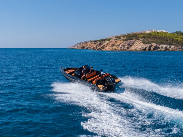 Boat rental  Iron 707 in Porto Cheli on Samboat