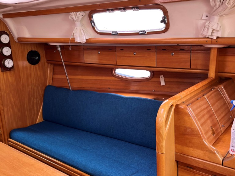 Bavaria Bavaria 33 Cruiser in Izola on SamBoat