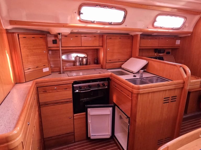 Yacht charter Izola cheap Bavaria 50 Cruiser