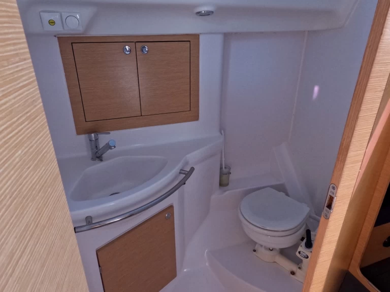 Yacht charter Izola cheap Elan 354 Impression