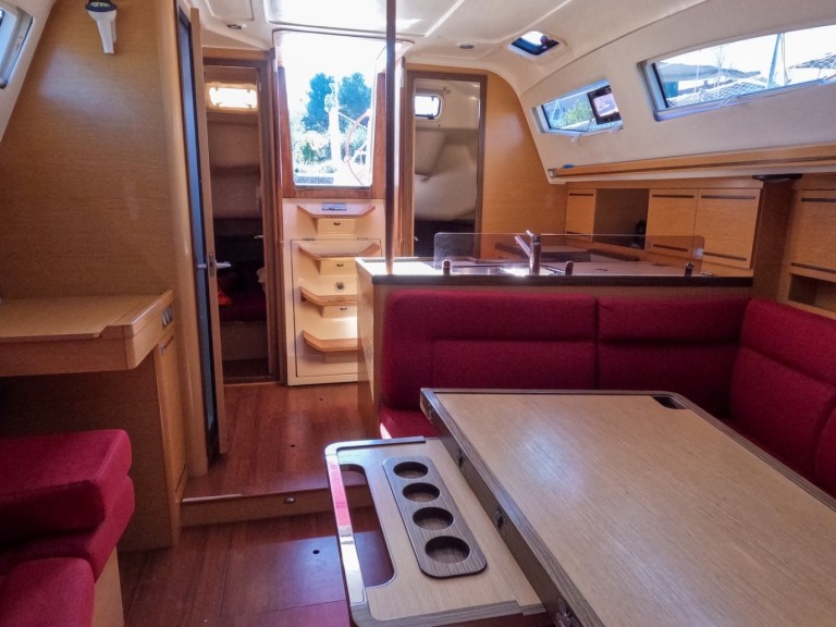 Boat rental Elan Impression 394 in Izola on Samboat