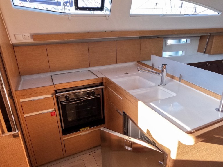 Bareboat Rental Sailboat Elan with a boat licence