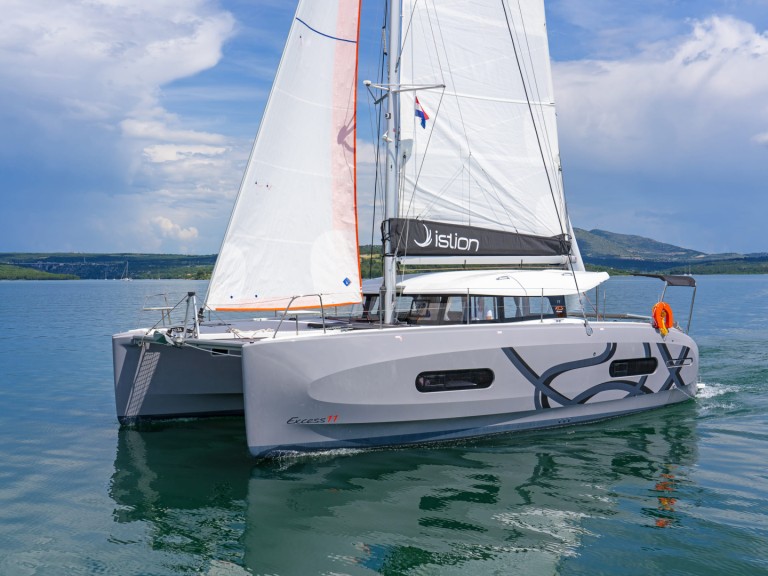 Catamaran rental with or without captain Excess Skradin