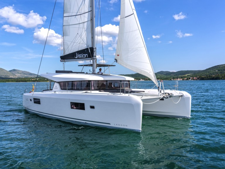 Catamaran for rent Skradin at the best price