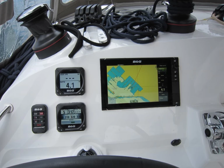 Catamaran rental with or without captain Lagoon Lávrio