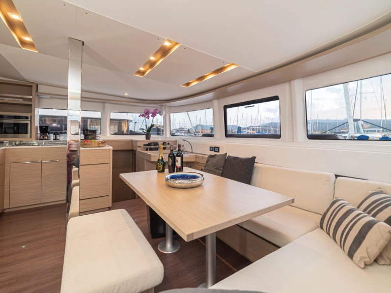 Catamaran rental in Lygia - Lagoon Lagoon 46