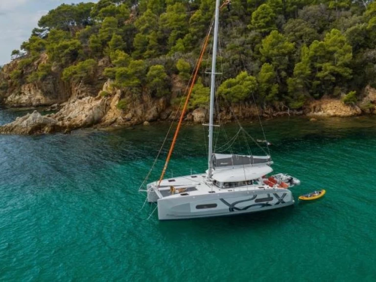 Catamaran for rent Lefkáda at the best price