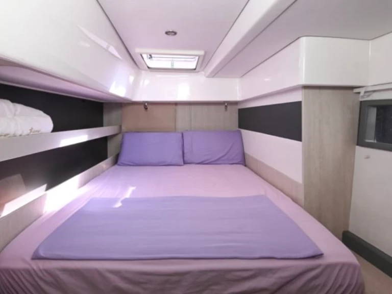 Catamaran rental with or without captain Leopard Catamarans / Robertson & Caine Nydri