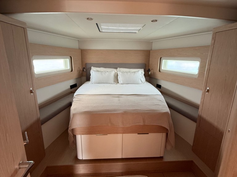 Rent a Bénéteau First 53 Cugnana Verde