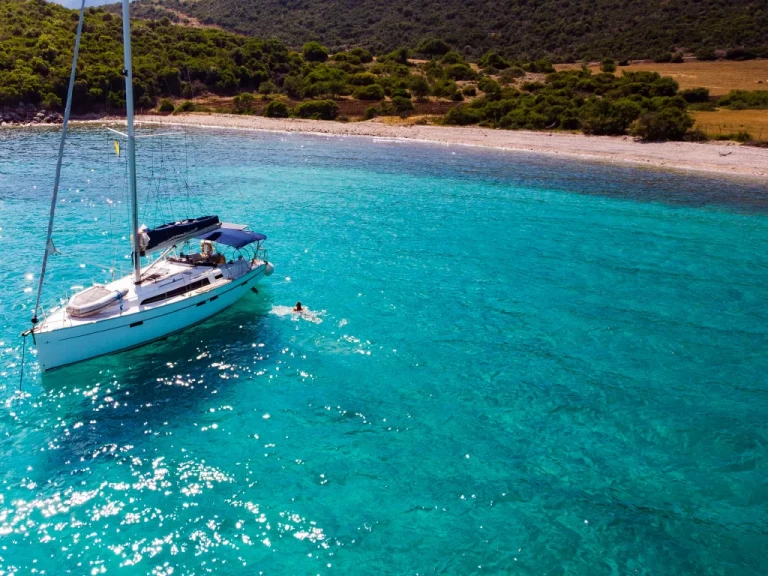 Bavaria Bavaria 46 Cruiser in Nikiána on SamBoat