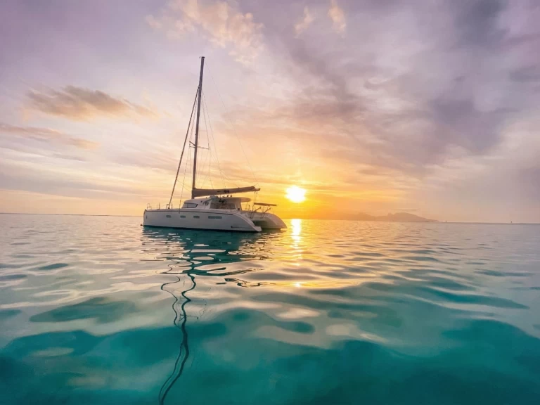 Yacht charter Athens cheap Lagoon 42