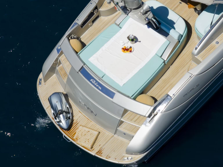 Luxury Yacht rental with or without captain Riva Italy