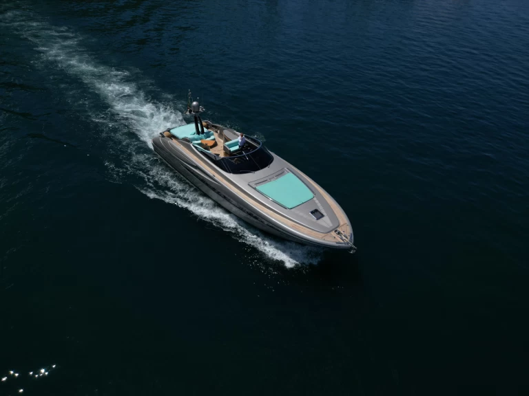 Bareboat Rental Luxury Yacht Riva with a boat licence