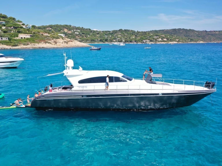 Yacht charter Saint-Tropez cheap Leopard 23