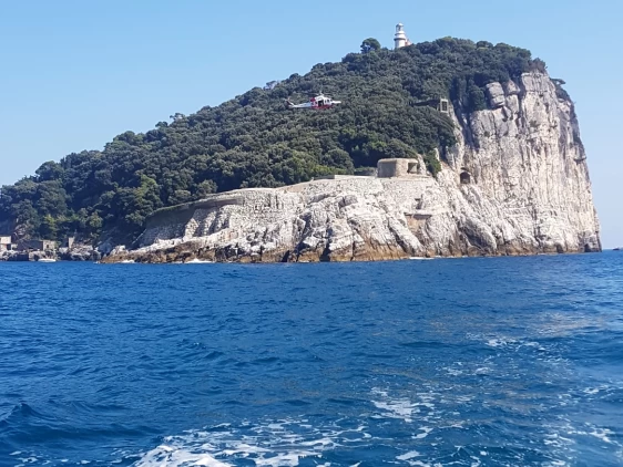 Motorboat rental with or without captain Ranieri La Spezia