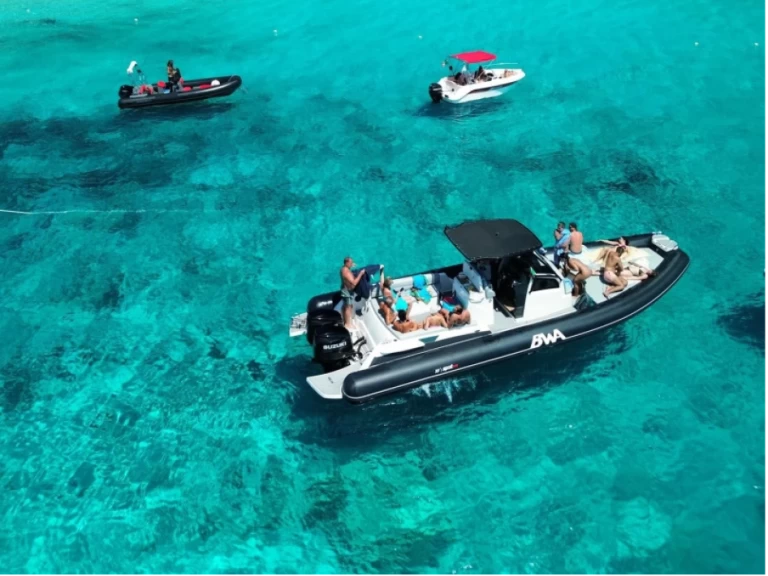 RIB rental in La Maddalena - Bwa 33 GTO SPORT