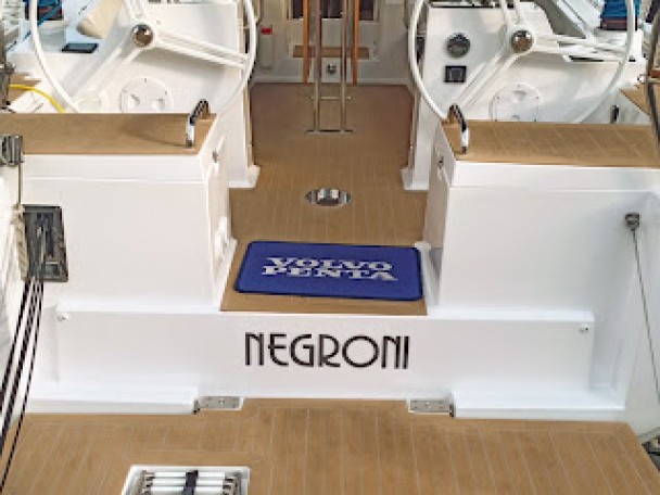 Elan Impression 40.1 in Ibiza Town on SamBoat