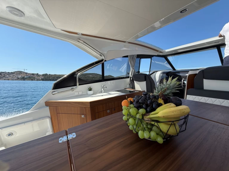 Grandezza Grandezza 34 OC in Trogir on SamBoat