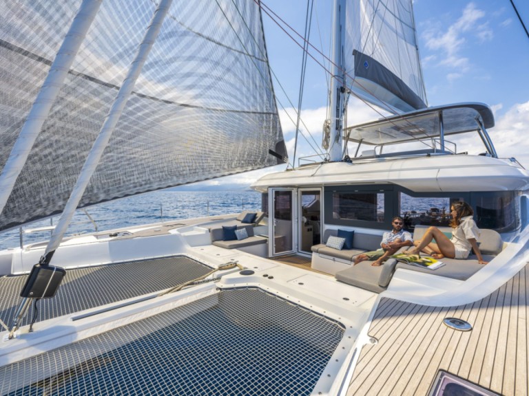 Rent a Lagoon Lagoon 60 Kaštel Gomilica