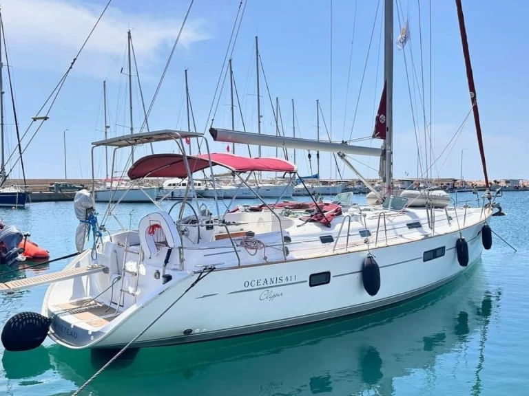 Boat rental Bénéteau Oceanis 411 Clipper in Lefkáda on Samboat