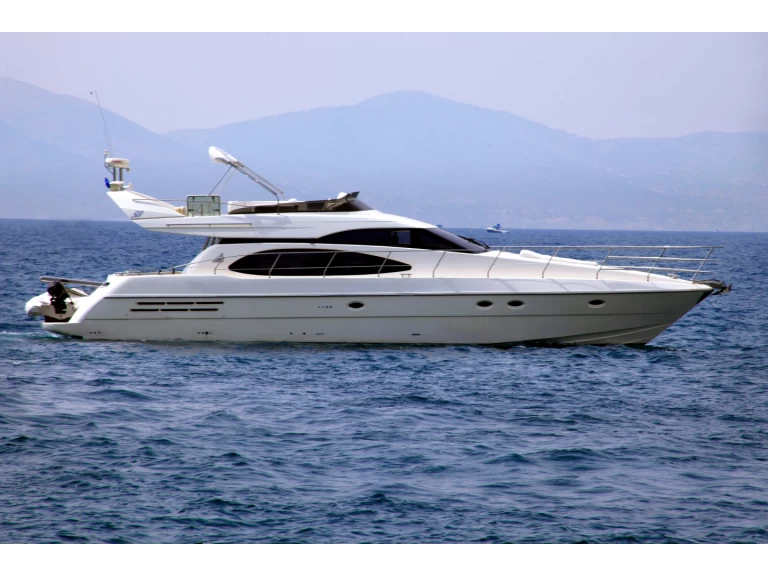Boat rental Azimut Azimut 58 Refit 2025 in Alimos on Samboat