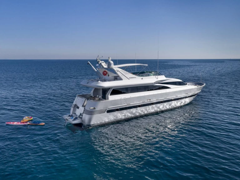 Yacht charter Palaio Faliro cheap Admiral 90