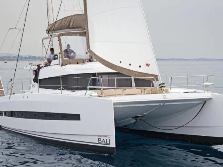 Bareboat Rental Catamaran Bali with a boat licence