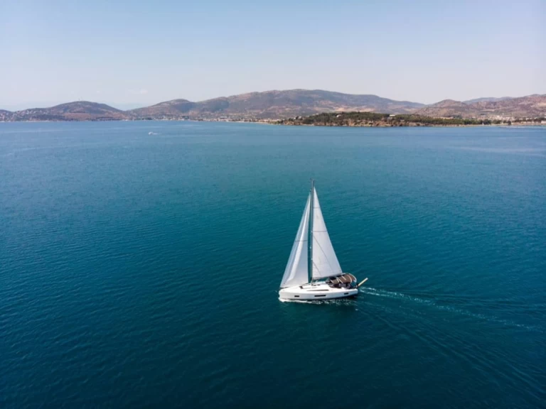 Bénéteau Oceanis 46.1 in Deme of Volos on SamBoat