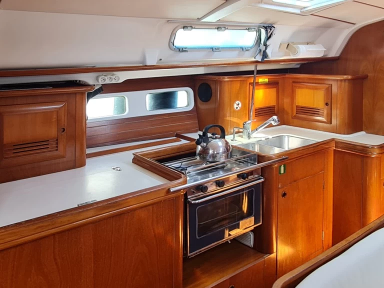 Sailboat rental with or without captain Bénéteau Deme of Volos