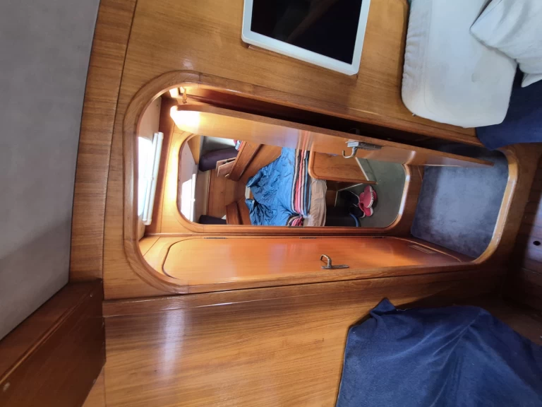 Boat rental Jeanneau Sun Legend 41 in Arzon on Samboat