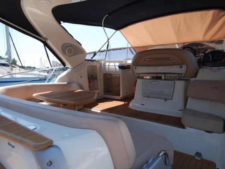 Motorboat rental in Cannigione - Cranchi Cranchi 36