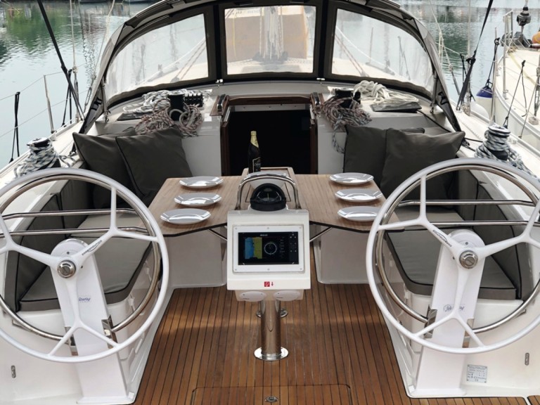 Yacht charter Kalamariá cheap Cruiser 46