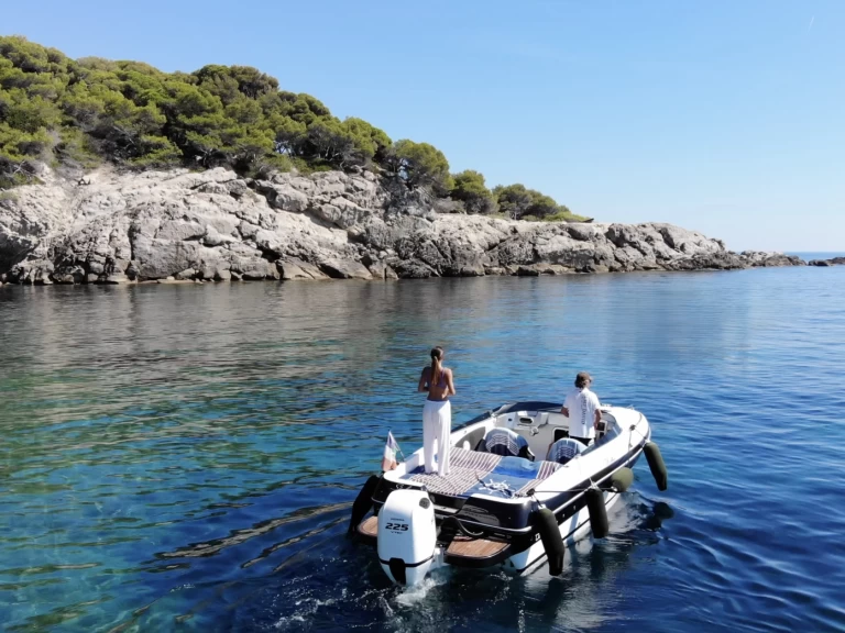 Bareboat Rental Motorboat Tullio-Abbate with a boat licence