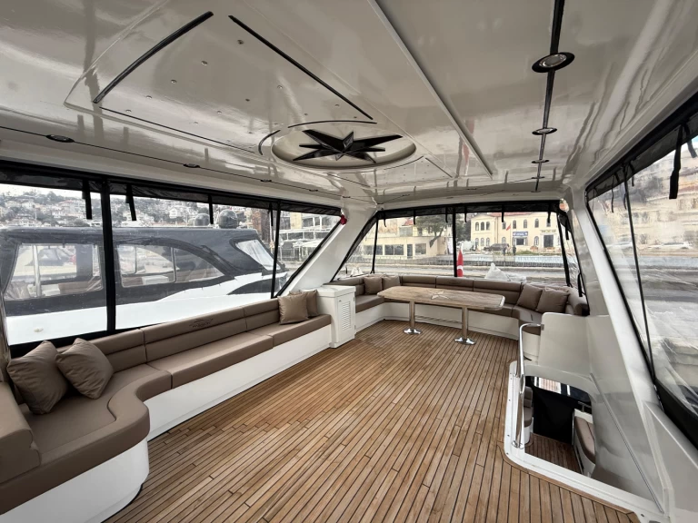 Luxury Yacht rental with or without captain Custom Beşiktaş